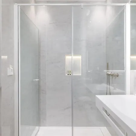 Apartment “mondrian” New, Ac, Design Lovers, Near La Concha San Sebastian