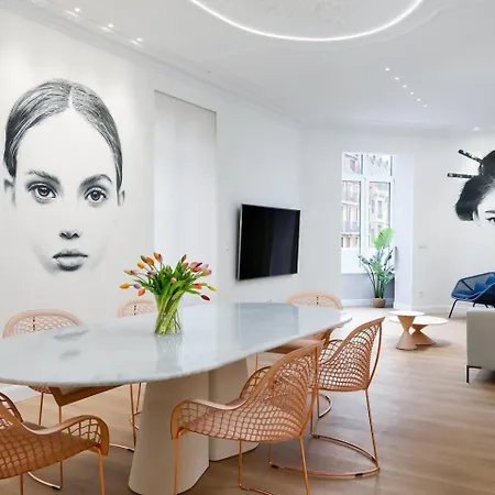 Apartment “mondrian” New, Ac, Design Lovers, Near La Concha San Sebastian