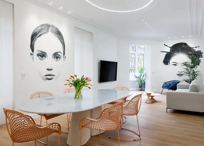 Appartamento “mondrian” New, Ac, Design Lovers, Near La Concha San Sebastián